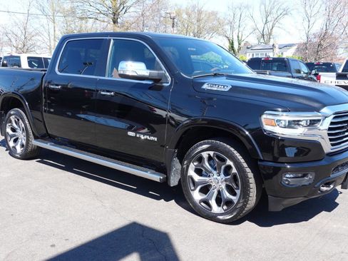 Used 2022 RAM 1500 Limited w/ Body-Colour Bumper Group image 4