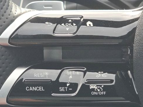 Used 2026 Mercedes-Benz C 300 4MATIC Sedan image 35