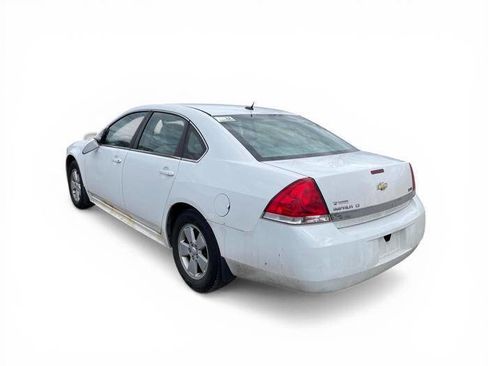 Used 2010 Chevrolet Impala LT image 3
