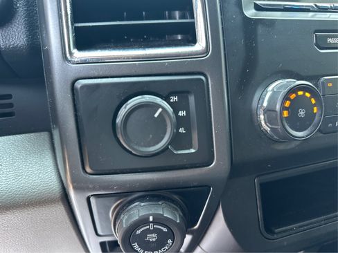 Used 2017 Ford F150 XLT w/ Equipment Group 301A Mid AWD/4WD image 15