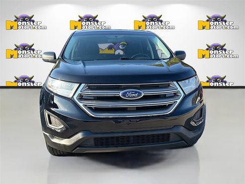 Used 2017 Ford Edge SE w/ Cargo Accessory Package image 2