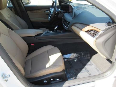 Used 2025 Cadillac CT5 Premium Luxury image 11