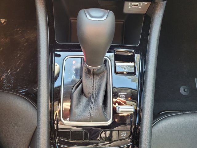 Used 2026 Jeep Compass Latitude AWD/4WD image 24