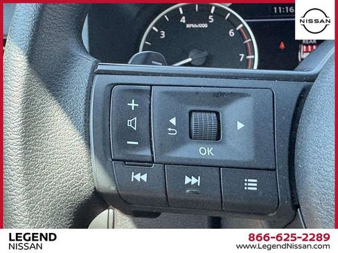 Used 2024 Nissan Rogue SV AWD/4WD image 21