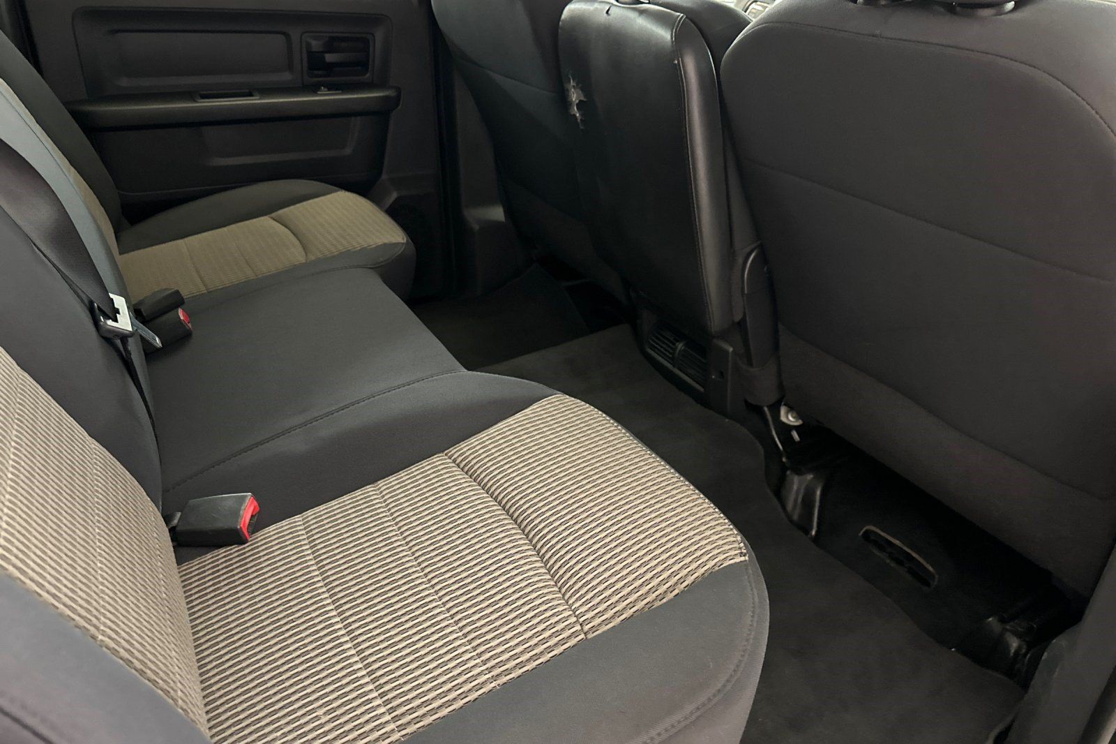 Used 2012 RAM 1500 Express w/ ST Popular Equipment Group RWD image 29