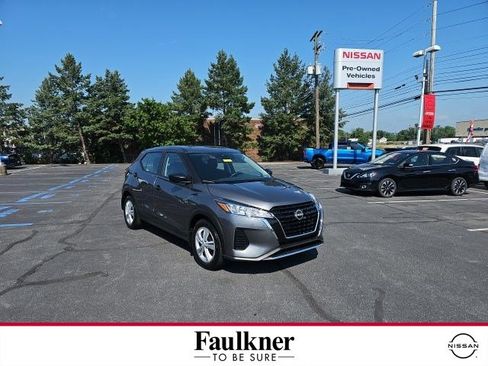 Used 2025 Nissan Kicks Play S FWD image 1