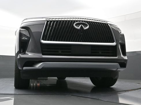 Used 2025 INFINITI QX80 Luxe AWD/4WD image 23