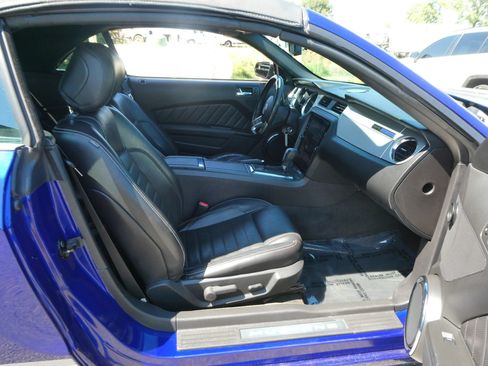Used 2014 Ford Mustang Premium w/ Equipment Group 202A RWD image 24