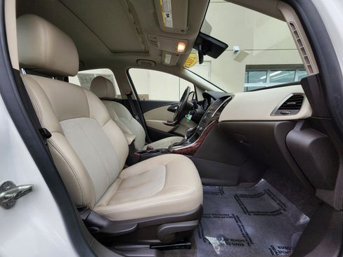 Used 2012 Buick Verano Convenience image 24