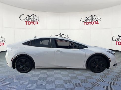 New 2026 Toyota Prius Plug-In Hybrid image 9