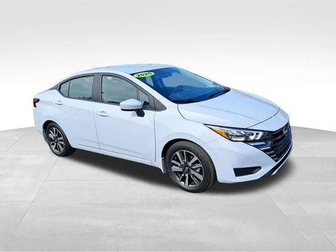 Certified 2025 Nissan Versa SV w/ Trunk Package image 16