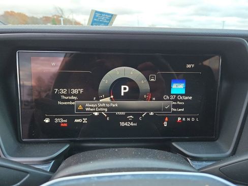 Used 2025 GMC Terrain Elevation image 25