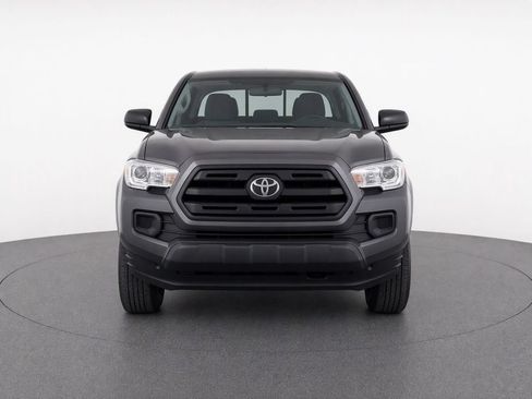 Used 2019 Toyota Tacoma SR w/ SR Convenience Package AWD/4WD image 5