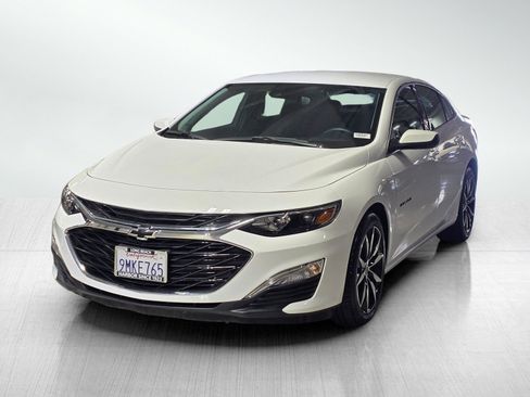 Used 2024 Chevrolet Malibu RS image 3