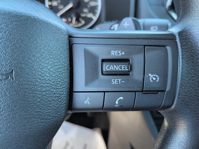Used 2025 Nissan Rogue S FWD image 17