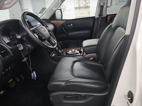 Used 2023 Nissan Armada SL w/ Cargo Package AWD/4WD image 3