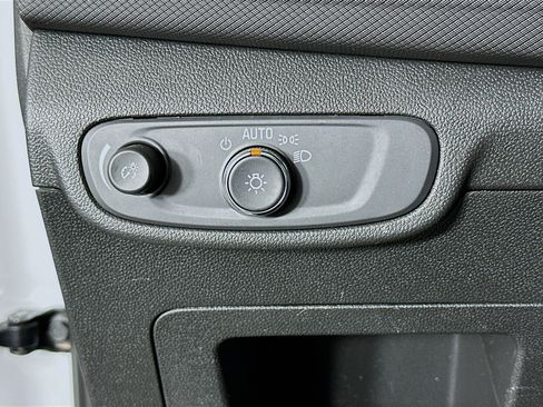 Used 2025 Chevrolet TrailBlazer LT image 17