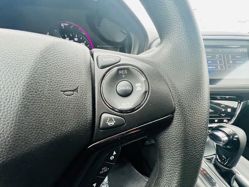 Used 2022 Honda HR-V EX image 21
