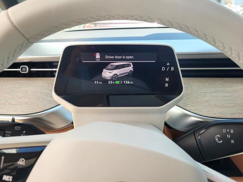 New 2025 Volkswagen ID. Buzz Pro S Plus image 11