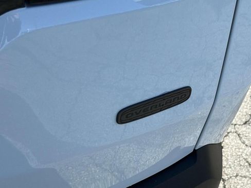 New 2026 Jeep Cherokee Overland image 8