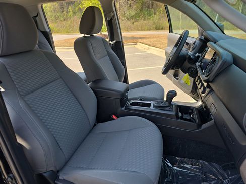Used 2023 Toyota Tacoma SR image 10