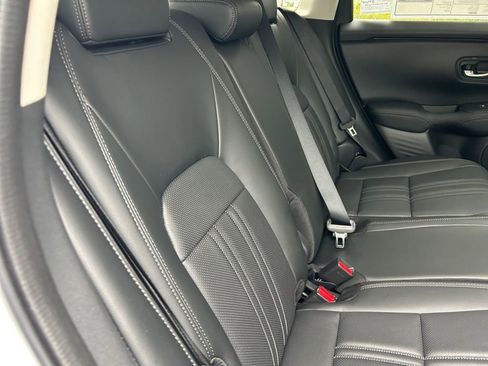 New 2026 Honda HR-V EX-L image 23