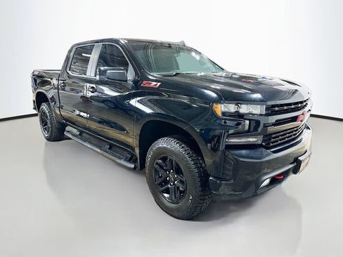 Used 2021 Chevrolet Silverado 1500 LT Trail Boss AWD/4WD image 3