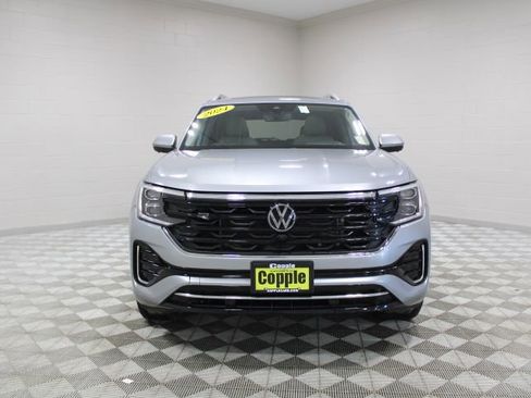 Used 2024 Volkswagen Atlas SEL Premium R-Line image 7