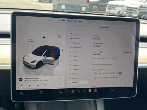 Used 2025 Tesla Model Y Long Range AWD/4WD image 28