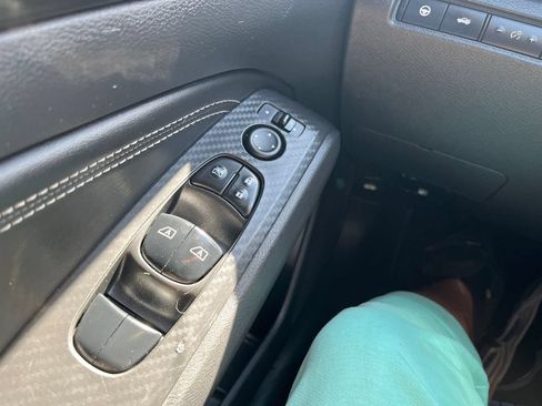 Used 2019 Nissan Altima 2.5 SV AWD/4WD image 19