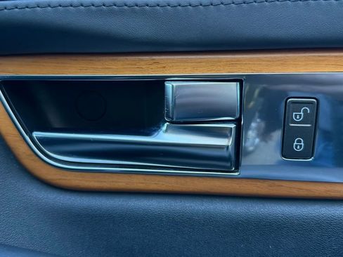 Used 2013 Land Rover Range Rover Sport HSE LUX AWD/4WD image 38