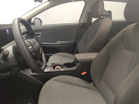 Used 2025 Kia K4 FWD image 17
