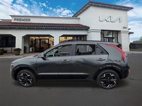 Used 2024 Kia Niro Wave image 5