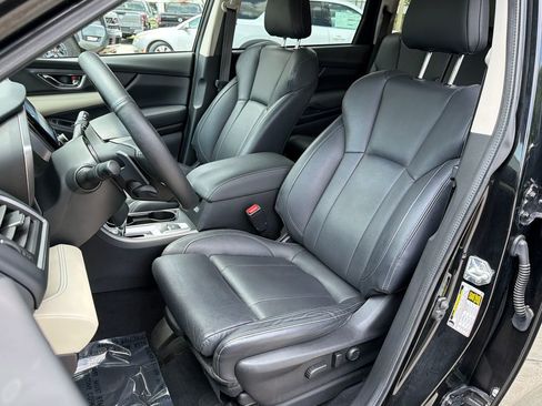 Used 2022 Subaru Ascent Limited AWD/4WD image 32