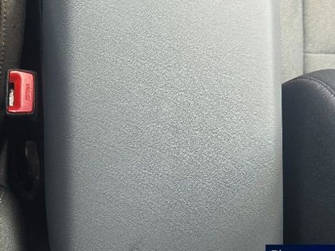 Used 2025 Kia K4 FWD image 31