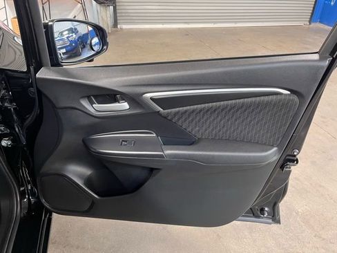 Used 2019 Honda Fit EX image 11