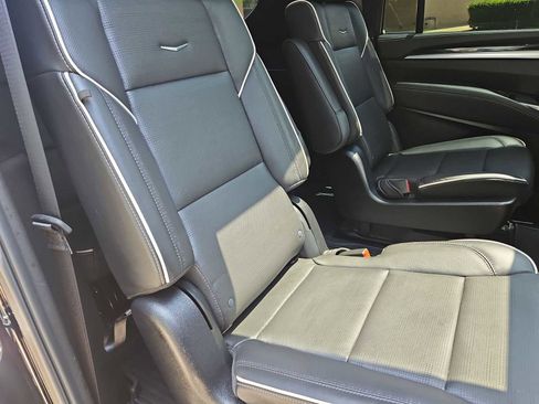 Used 2025 Cadillac Escalade ESV Sport w/ Touring Package AWD/4WD image 36