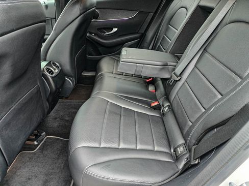 Used 2022 Mercedes-Benz GLC 300 GLC 300 image 30