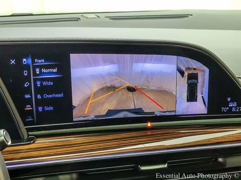 Certified 2023 Cadillac Escalade Premium Luxury w/ LPO, Radiant Package AWD/4WD image 19