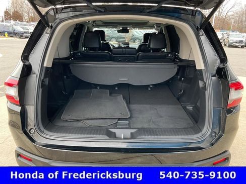 Used 2023 Honda Pilot Touring image 21