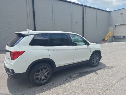 Used 2023 Honda Passport EX-L image 3