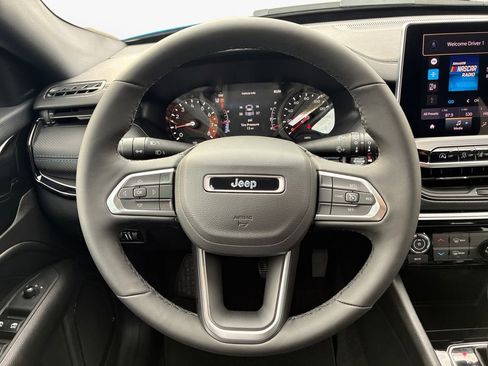 New 2026 Jeep Compass Latitude image 21