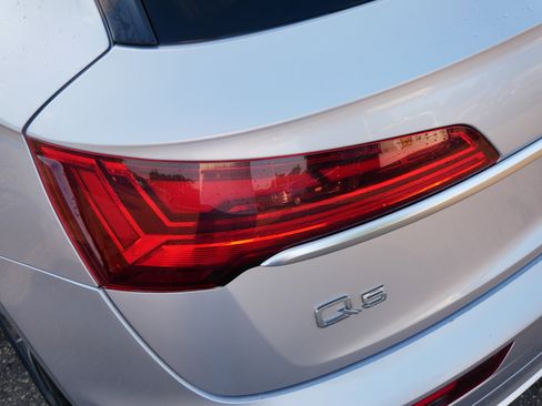 Used 2023 Audi Q5 2.0T Premium Plus image 17