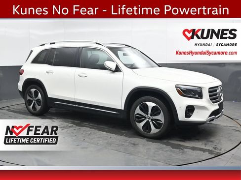 Used 2025 Mercedes-Benz GLB 250 4MATIC image 1
