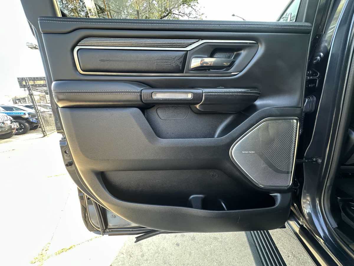 Used 2020 RAM 1500 Limited AWD/4WD image 36