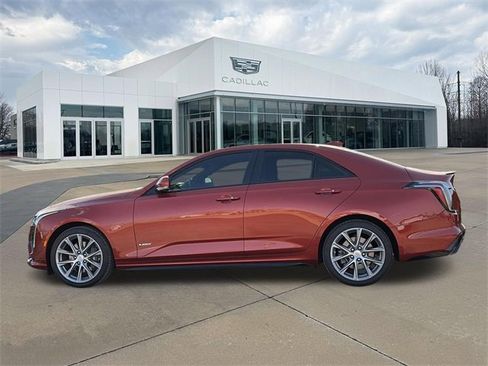 Used 2020 Cadillac CT4 V w/ Climate Package image 9