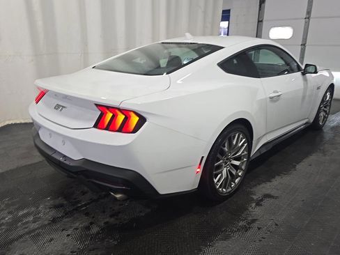 Used 2024 Ford Mustang GT Premium RWD image 4