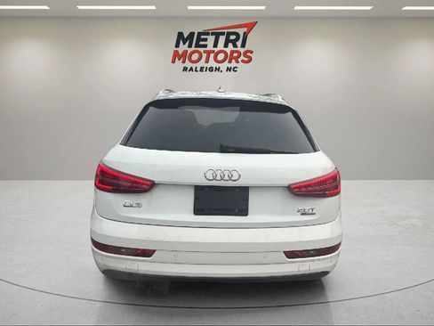 Used 2016 Audi Q3 2.0T Premium Plus w/ Technology Package image 7