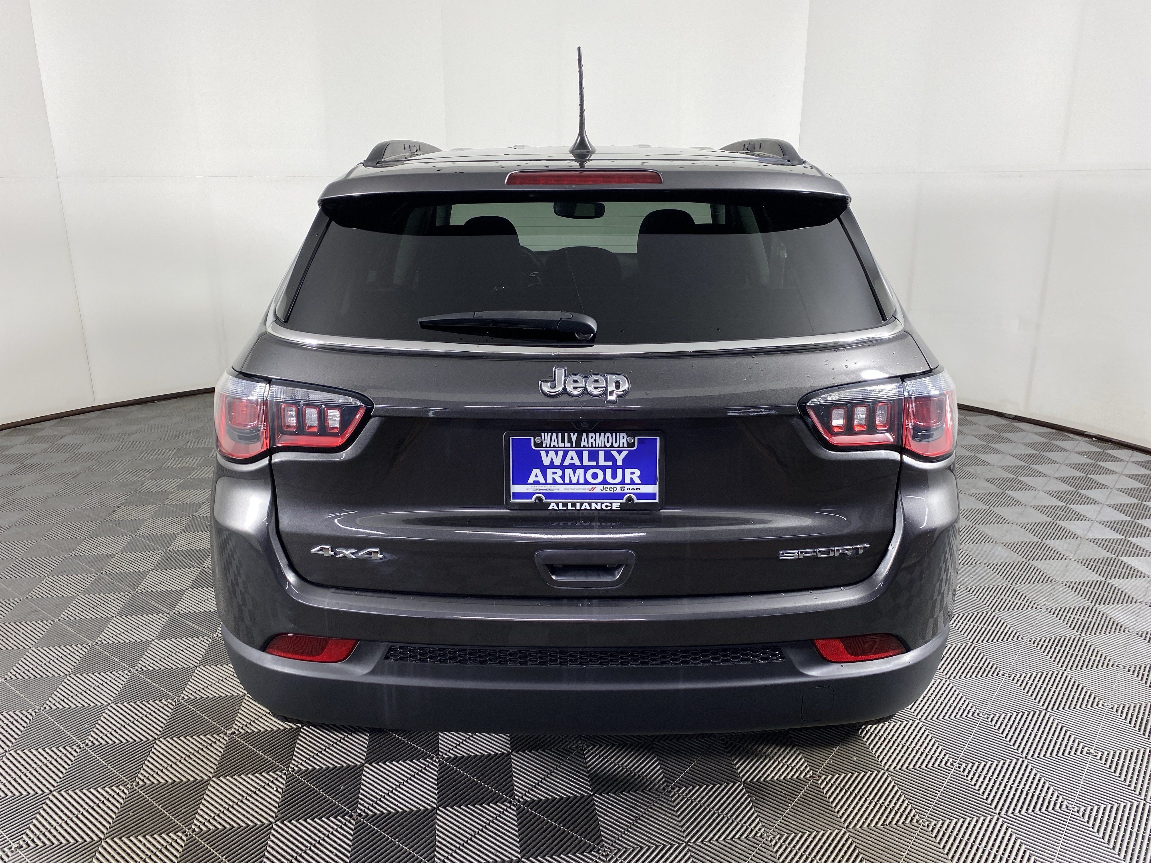 Used 2019 Jeep Compass Sport AWD/4WD image 7