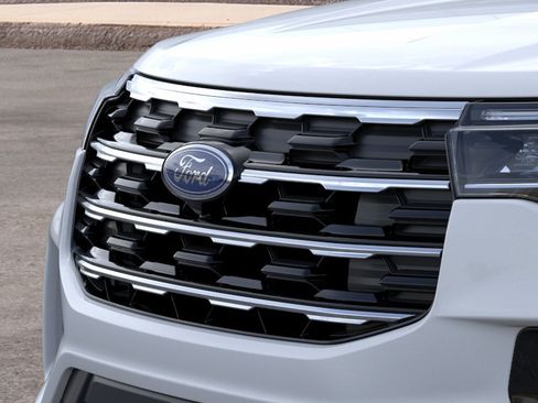 New 2026 Ford Explorer Active w/ Active Comfort Package AWD/4WD image 17